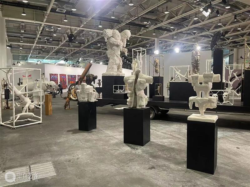 2025巴塞尔_动荡时代的定海针 | 国家美术·关注 | 巴塞尔 国家 美术 时代 艺术 现场 外景 ARTS 意象 疆界 崇真艺客